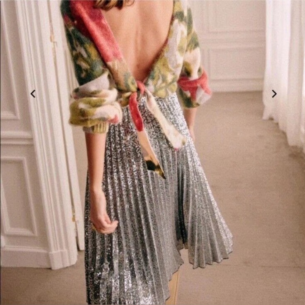 Sezane Dino silver sequins pleated skirt size 40